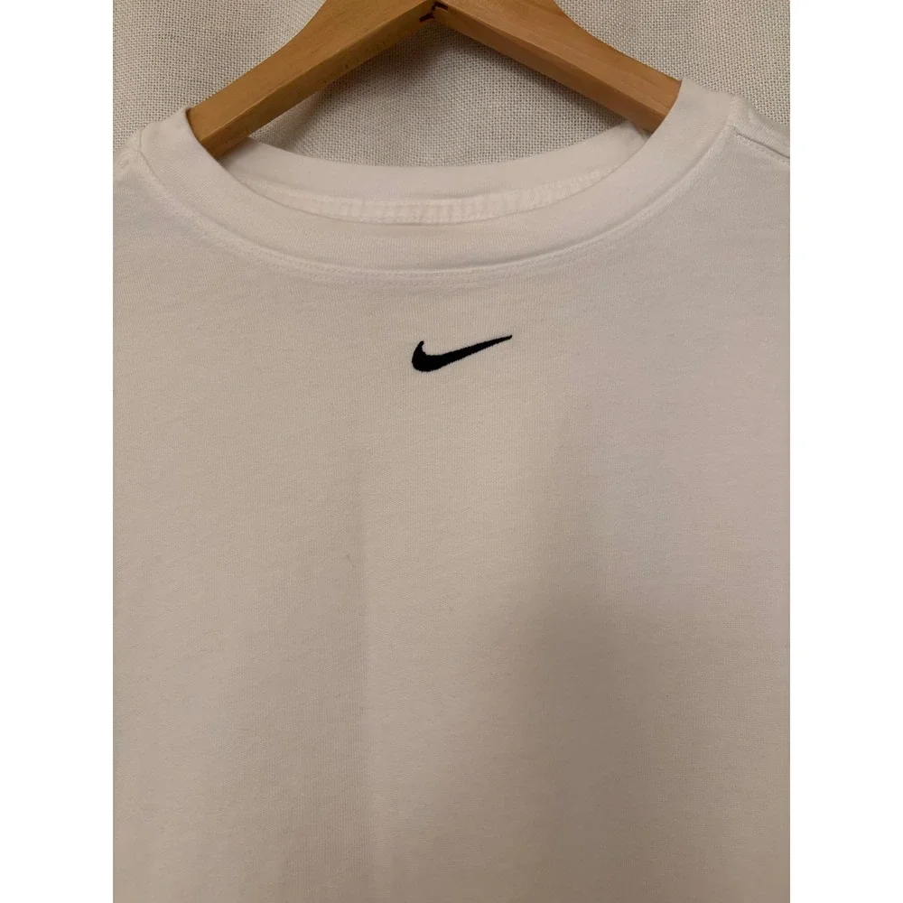 Nike Long Sleeve T-Shirt Mens Large White Center Swoosh Oversized Fit Tee